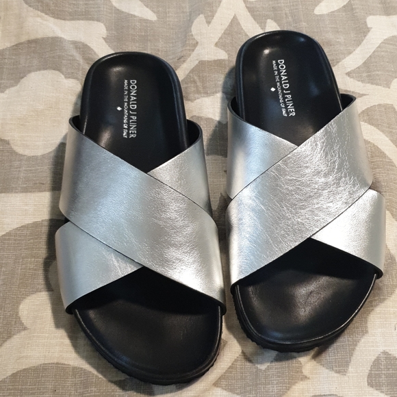 donald pliner sandals